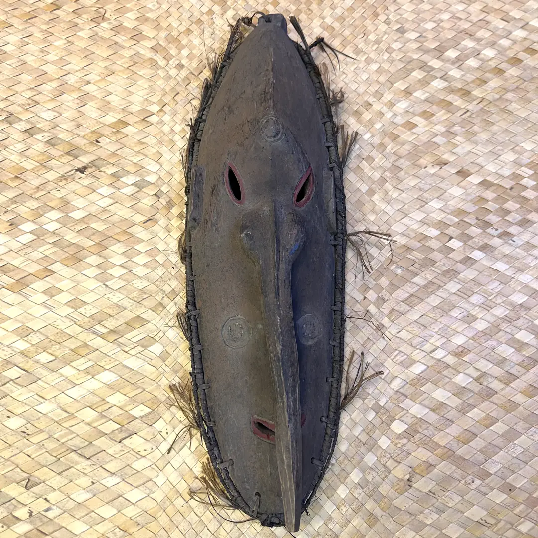 PAPUA NEW GUINEA LARGE MASK 10