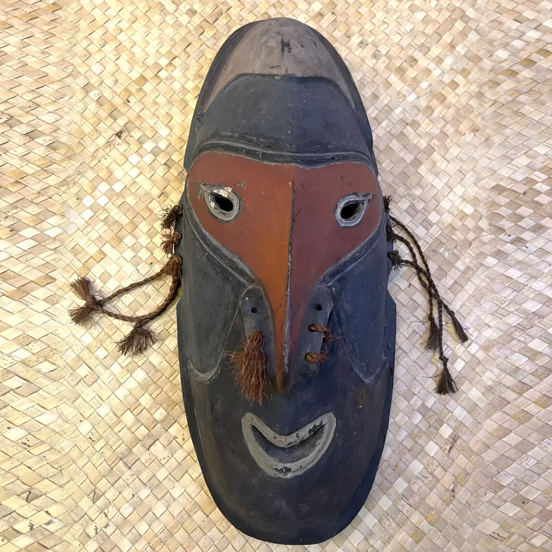 PAPUA NEW GUINEA LARGE MASK 14